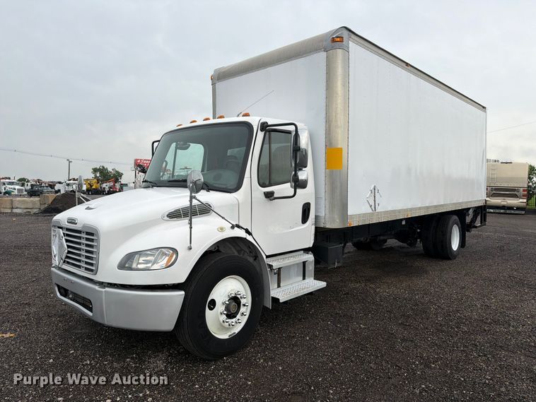 2005 Freightliner Business Class M2 box truck - EG9241