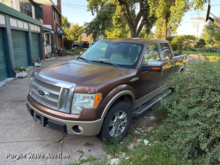2012 Ford F150 Crew Cab pickup truck - ER1889