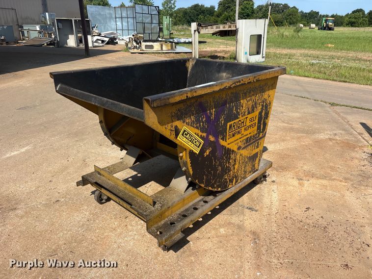 (2) self-dumping hoppers - ET0097