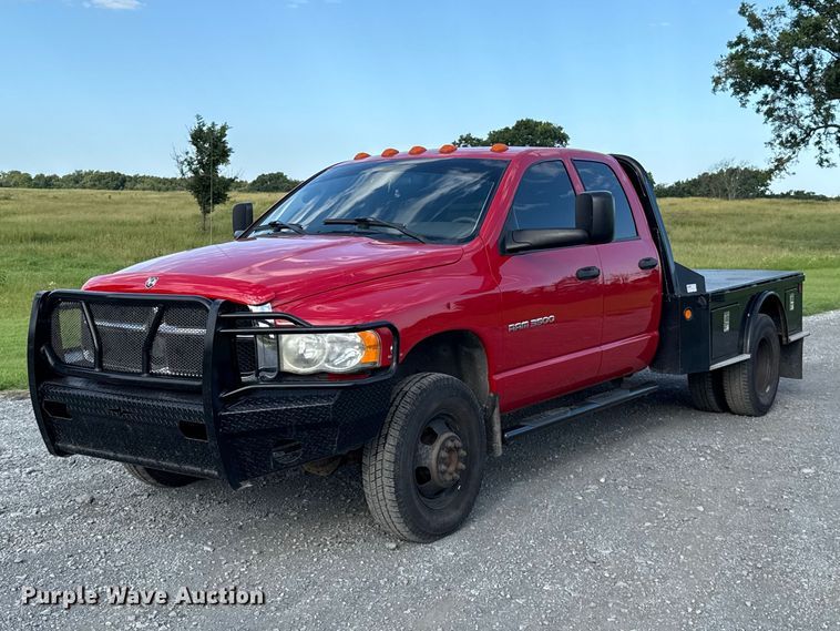 2003 Dodge Ram 3500 Crew Cab flatbed pickup truck - ET6460