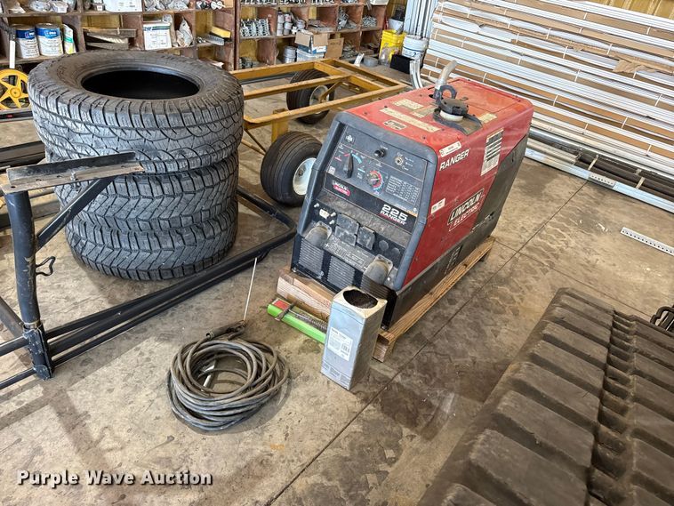 Lincoln Ranger 225 welder/generator - EW4061