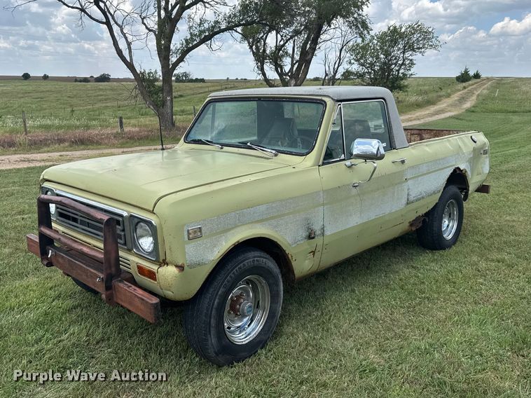 1977 International Scout pickup truck - EW4982