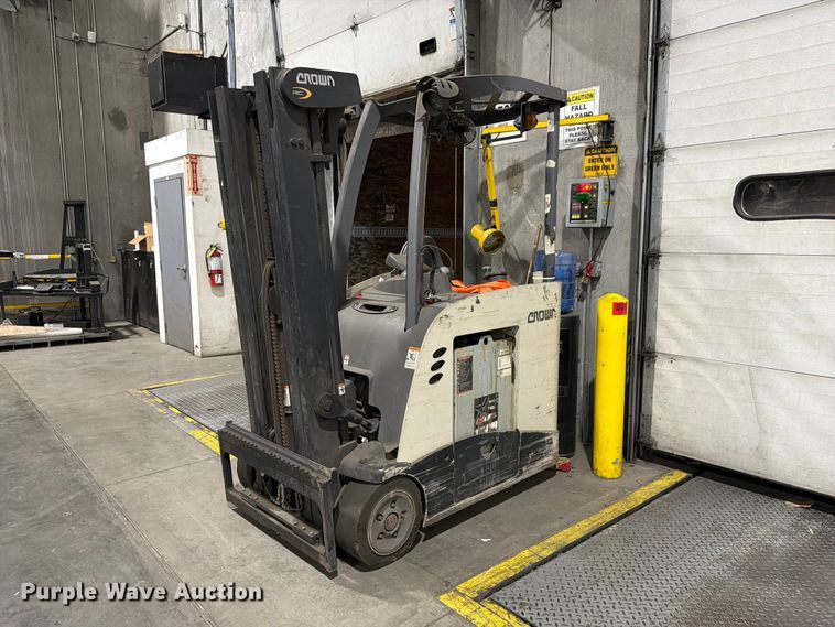 2018 Crown RC5545-40 forklift - EX3022
