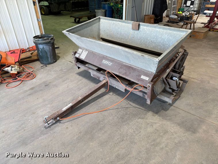 Mete-R-Martin III F12D top dresser - EX4560