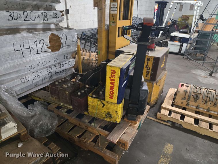 Komatsu pallet jack - FC0972