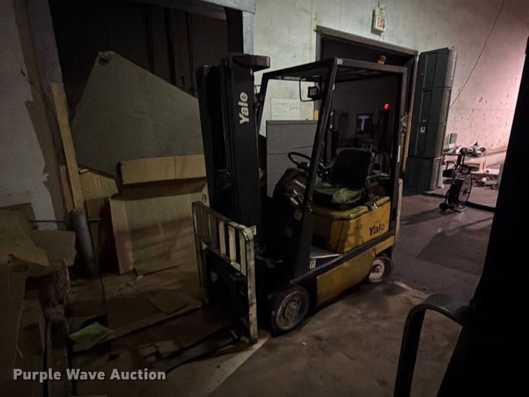 Yale GLC030AFNUAE08Z forklift - FC0977