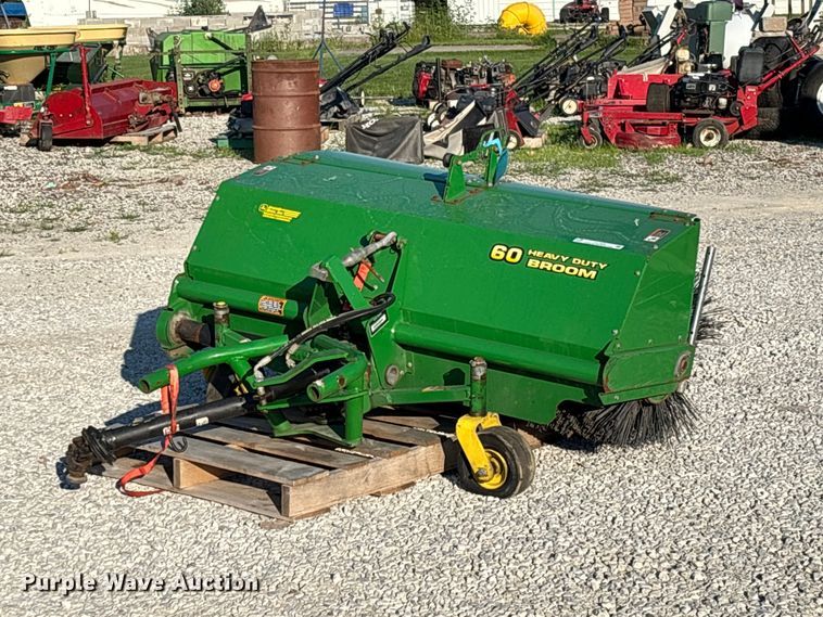 John Deere 1400/1500 broom - FC1833