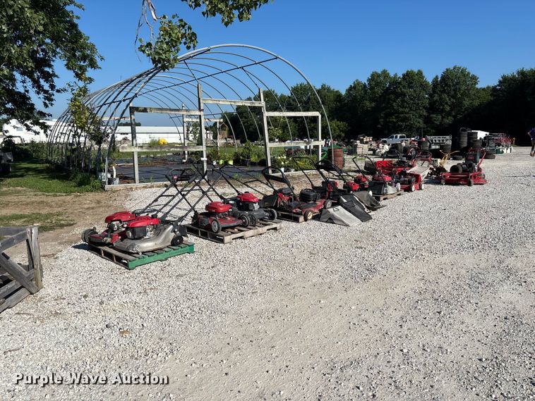 (15) lawn mowers - FC1837