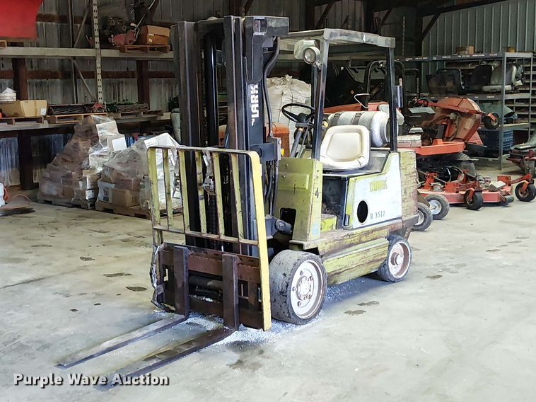 Clark GCS25 forklift - FC1848