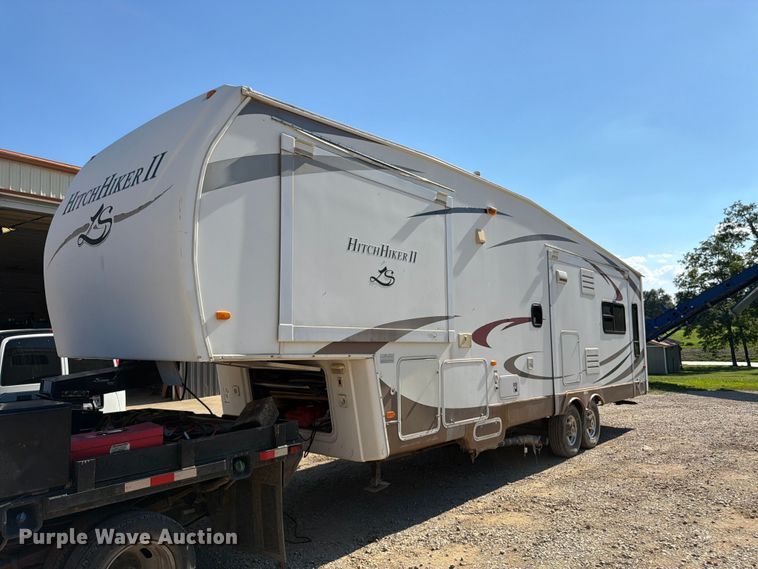 2008 NuWa Hitch Hiker II camper - FK3160