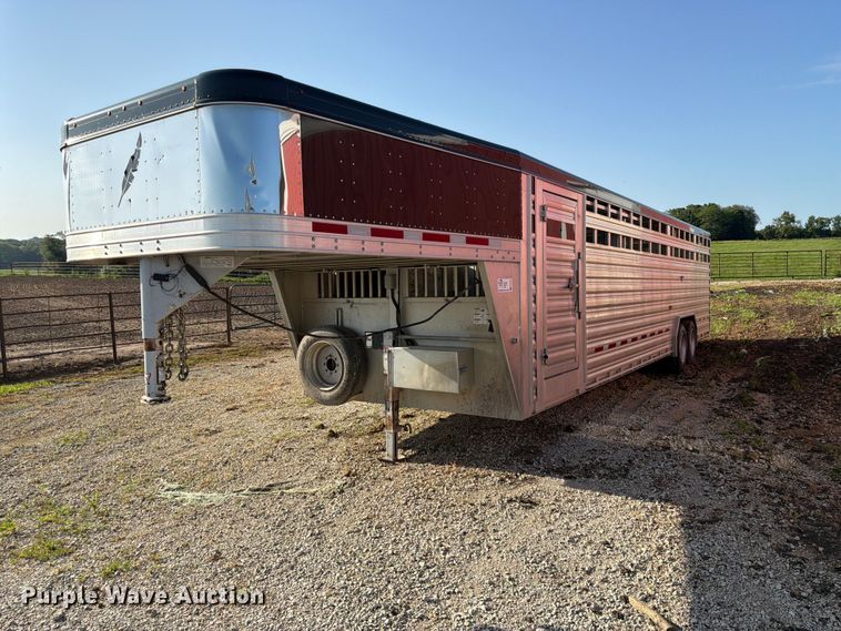 2020 Featherlite Trailers livestock trailer - FK3522