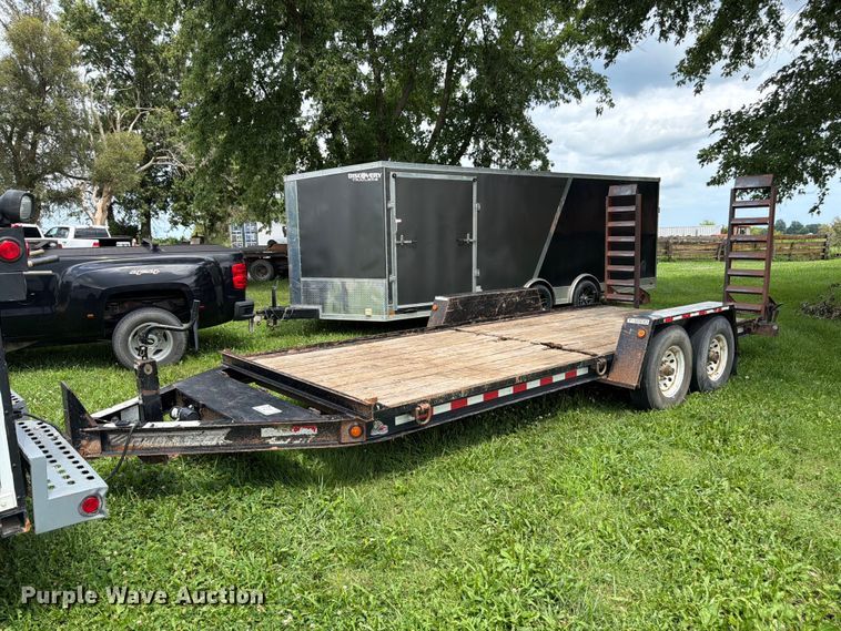 2010 Towmaster T-1200 equipment trailer - FN5748