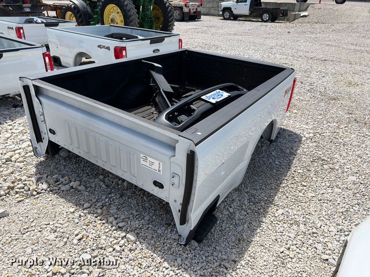 Ford pickup truck bed - FN5768