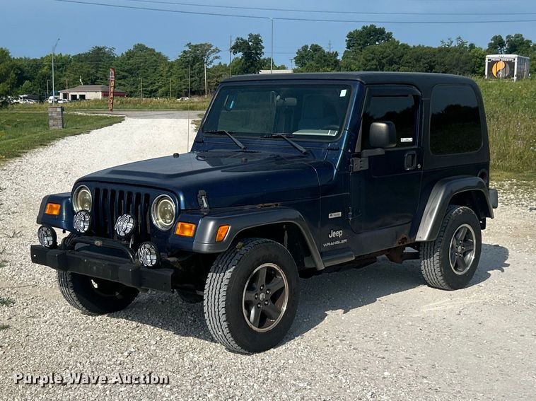 2004 Jeep Wrangler SUV - FT6007