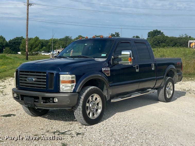 2008 Ford F250 Super Duty Crew Cab pickup truck - FT6010