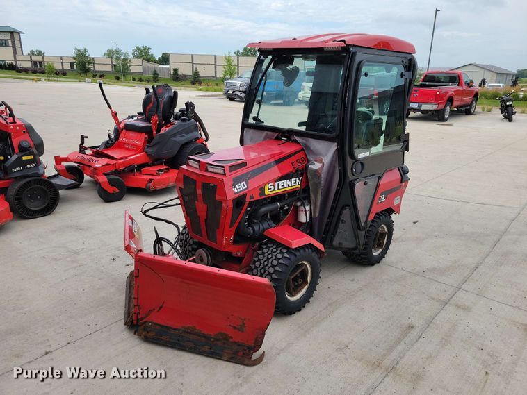 Steiner 450 municipal tractor  - FU0024
