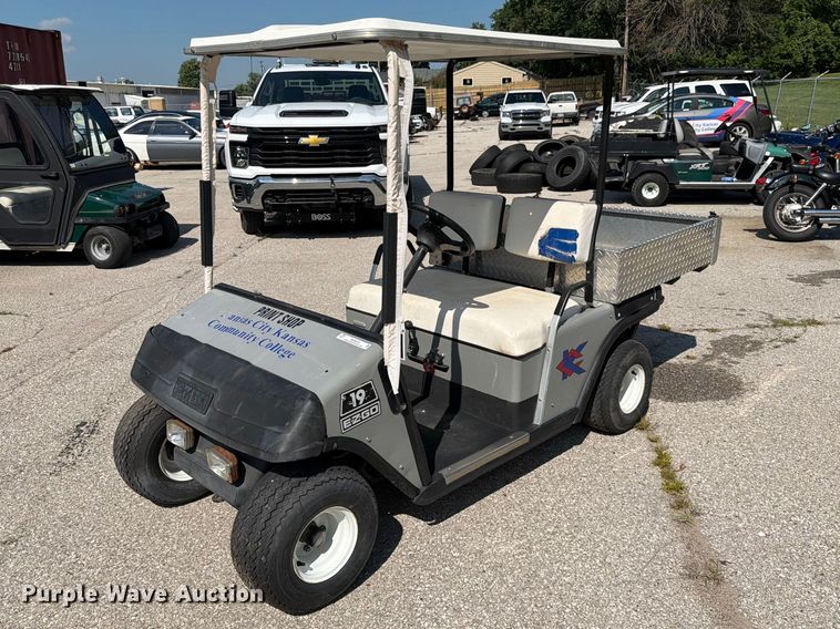 1992 EZ-GO golf cart - MQ9035