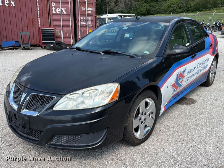 2010 Pontiac G6  - MQ9044