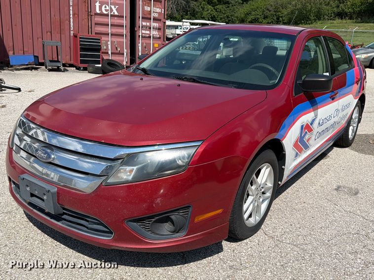 2010 Ford Fusion  - MQ9046