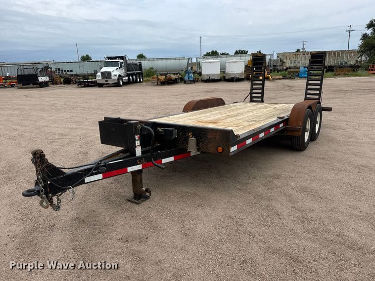 2000 Redi Haul equipment trailer - NJ9130