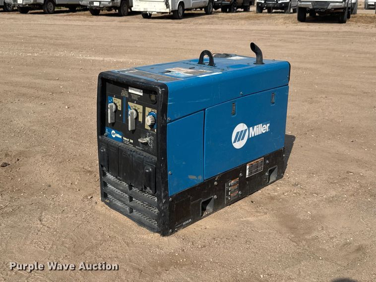 Miller Bobcat 260 welder/generator - NJ9262