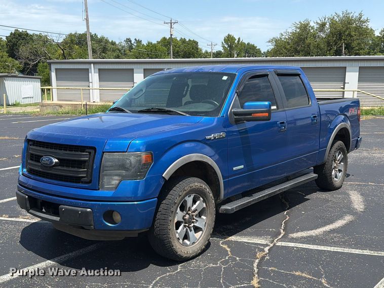 2013 Ford F150 Crew Cab pickup truck - NK9246