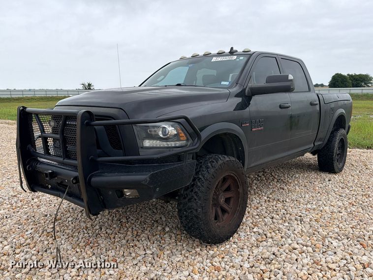 2018 Ram 2500 Power Wagon Crew Cab pickup truck - YA3854
