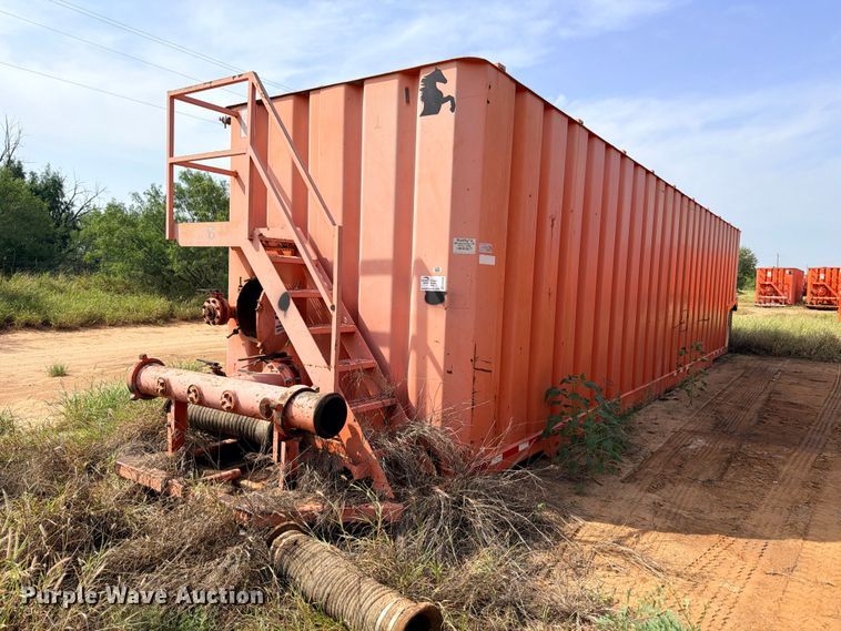 Salty's Tank Manufacturing frac tank trailer - ED5428