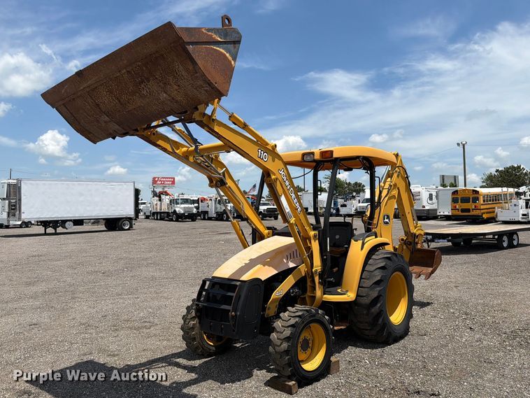 2003 John Deere 110 backhoe - EG9265