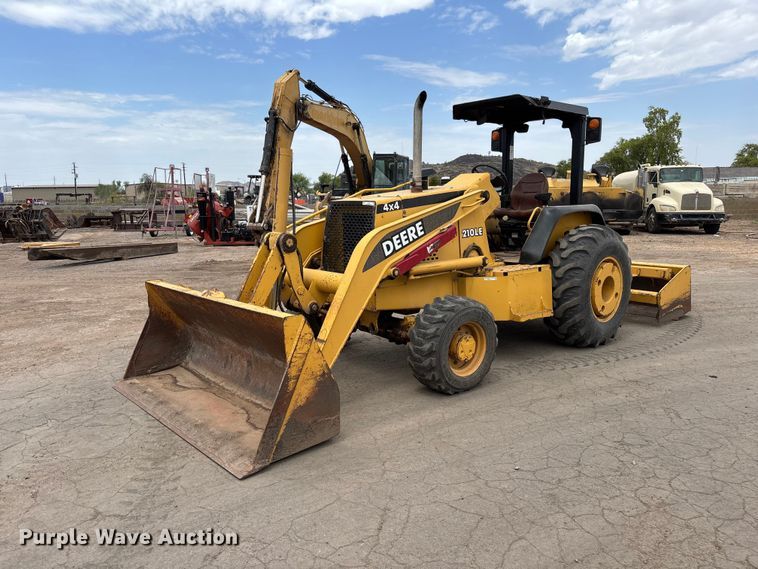 2001 John Deere 210LE landscape tractor - EL2521