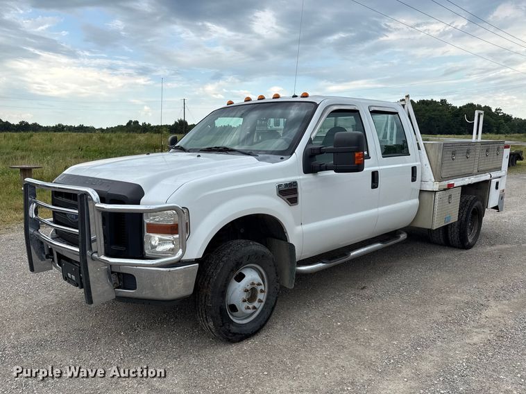 2008 Ford F350 Super Duty XL Crew Cab flatbed pickup truck - EN0397