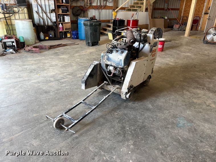 Diamond Core Cut CC3500 concrete saw - EO4393
