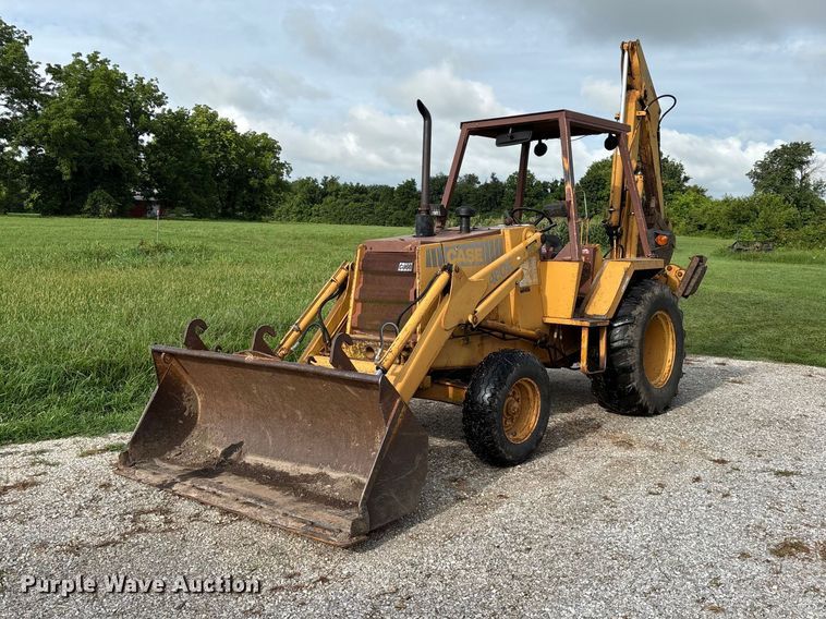 Case 480E backhoe - EO4394