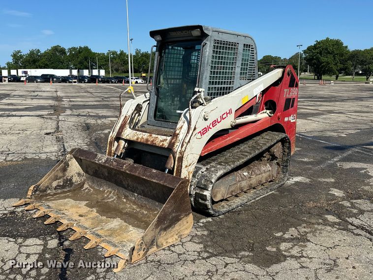 2012 Takeuchi TL250 tracked skid steer loader - ES6504