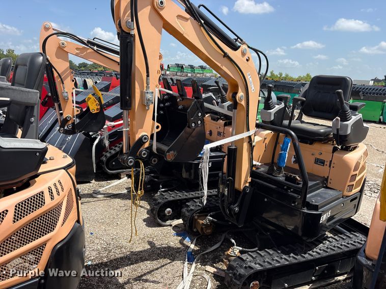 2024 Erie EM15 mini excavator - ET0170