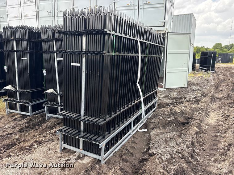 (22) Valley Pioneer F10 fence panels - ET0295