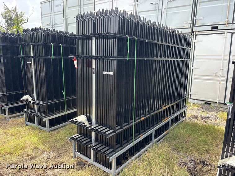 (22) Valley Pioneer F10 fence panels - ET0298