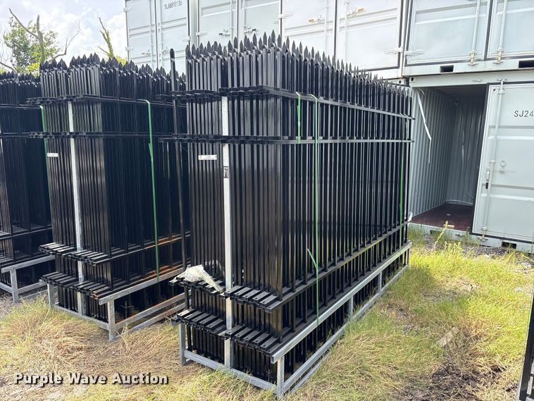 (22) Valley Pioneer F10 fence panels - ET0299