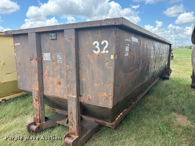 Wastequip May Fab roll-off dumpster - EU5822