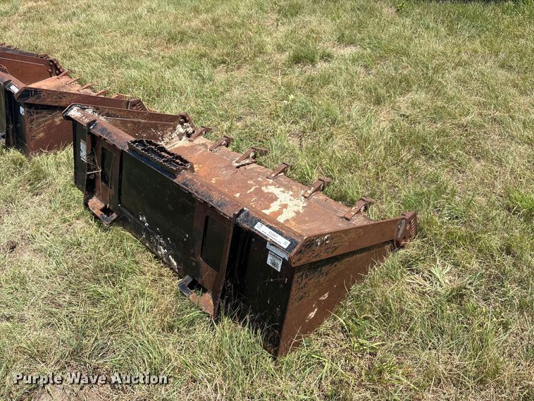 Land pride skid steer bucket - EU5827