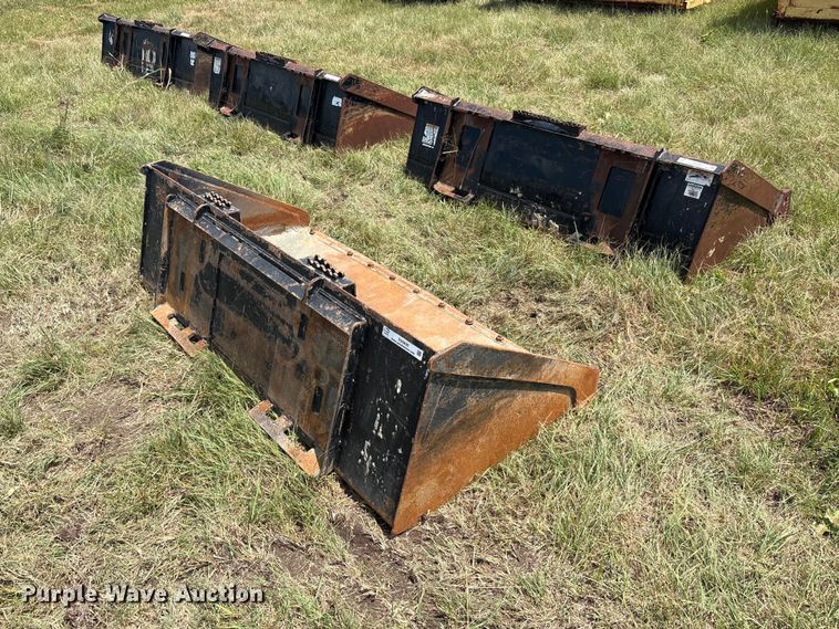 skid steer bucket - EU5830