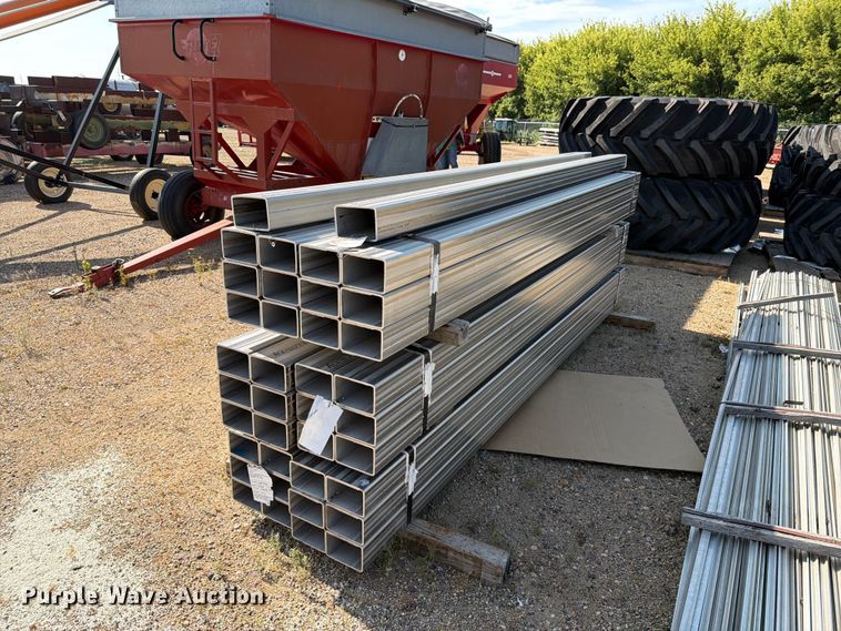 (38) joints of rectangular tubing - EU5835