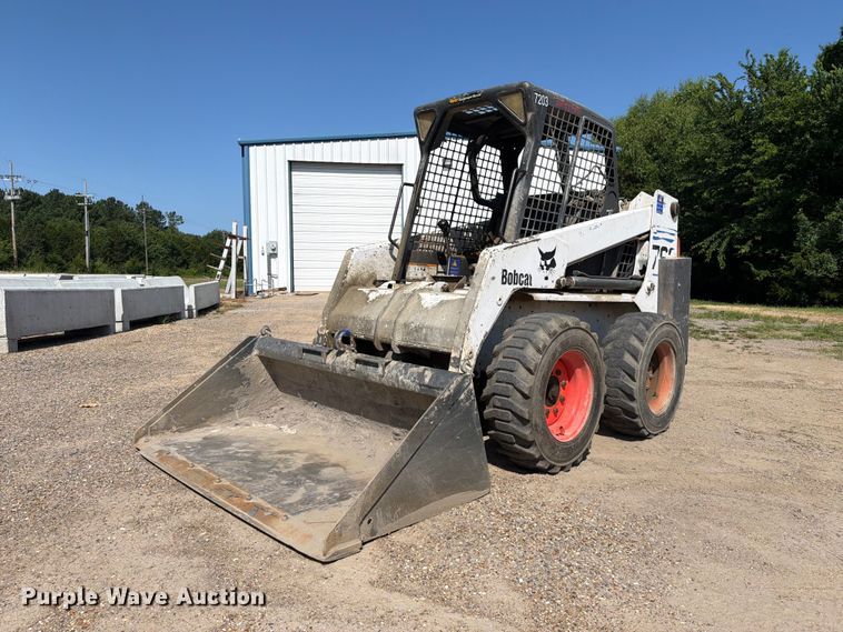 2001 Bobcat 763 skid steer loader - EX2534