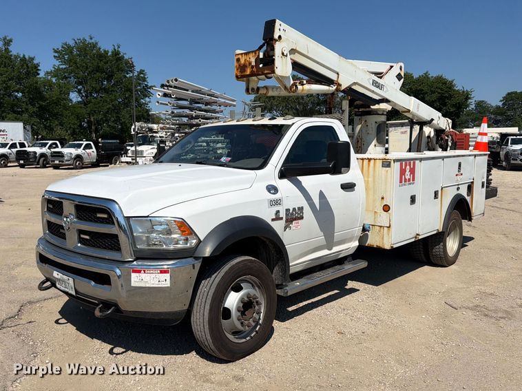 2017 RAM 5500 bucket truck - FB5770
