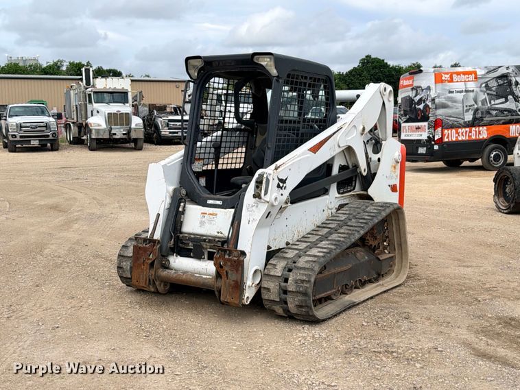 2019 Bobcat T650 tracked skid steer loader - FB8223