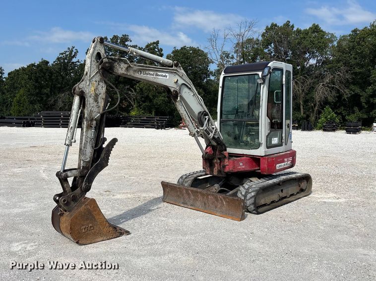 2012 Takeuchi TB138FR mini excavator - FG0527