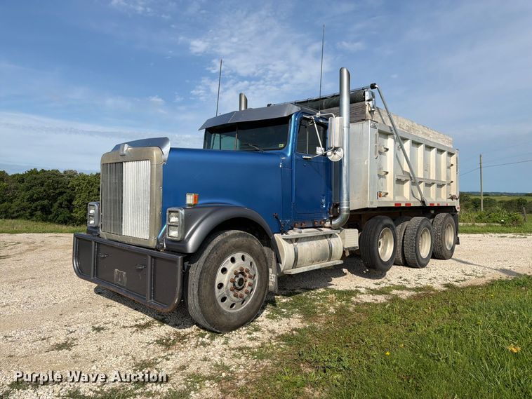 1994 International 9300 dump truck - FK3094