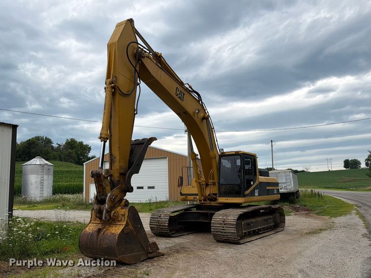 1993 Caterpillar 330L excavator - FK3183