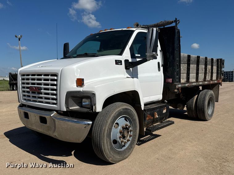2007 GMC C7500 dump truck - NJ9255