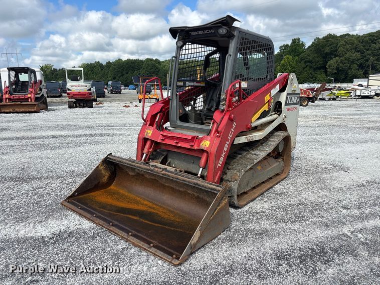 2024 Takeuchi TL8R2 tracked skid steer loader - YA3968